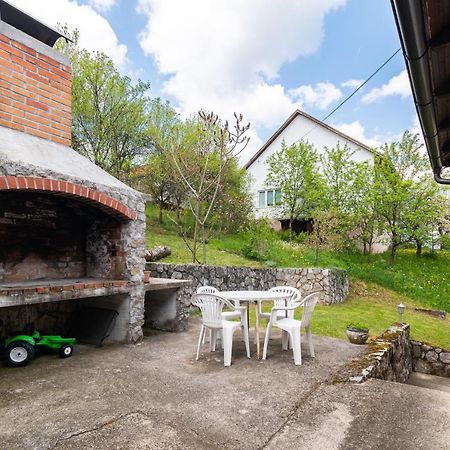Apartments With A Parking Space Slunj, Plitvice - 18152 Extérieur photo