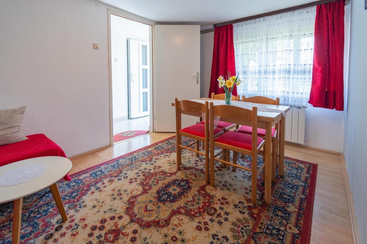 Apartments With A Parking Space Slunj, Plitvice - 18152 Extérieur photo